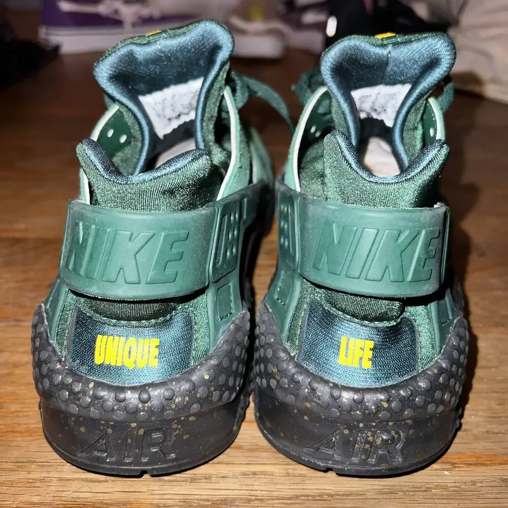 Nike ID By You x Unique Life Huarache Golden Forrest Green Women Sz. 10.5/Men 9